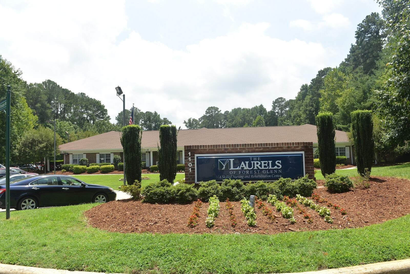 Bootstrap via serper_images (https://www.livingpath.com/seniorliving/73021/The-Laurels-Of-Forest-Glenn-Garner)